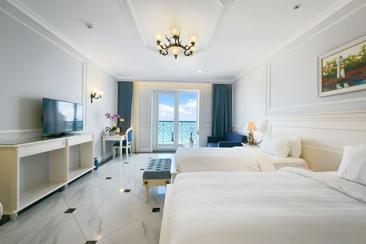 Room 65 of 195