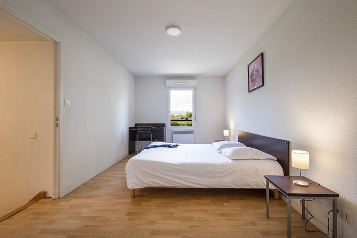 Room 13 of 62