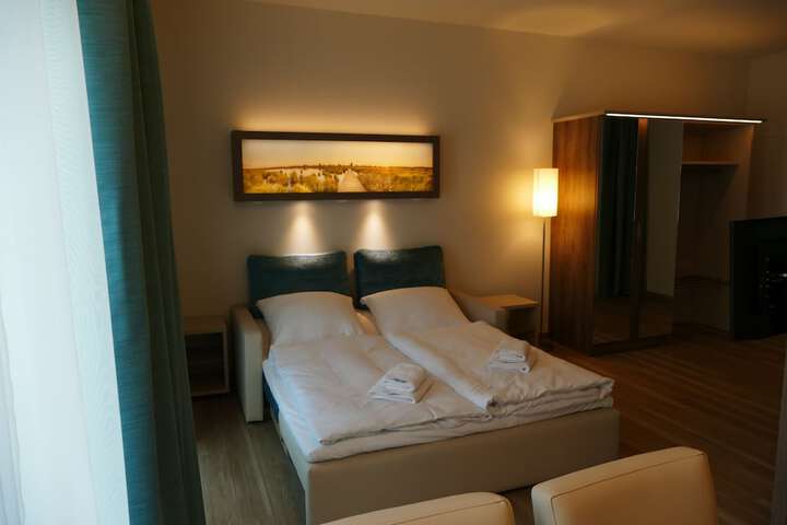 Room 30 of 64