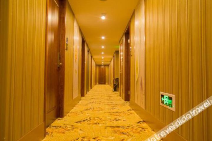 Hotel Interior 6 of 9