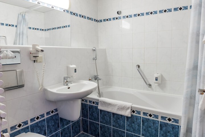Bath Interior