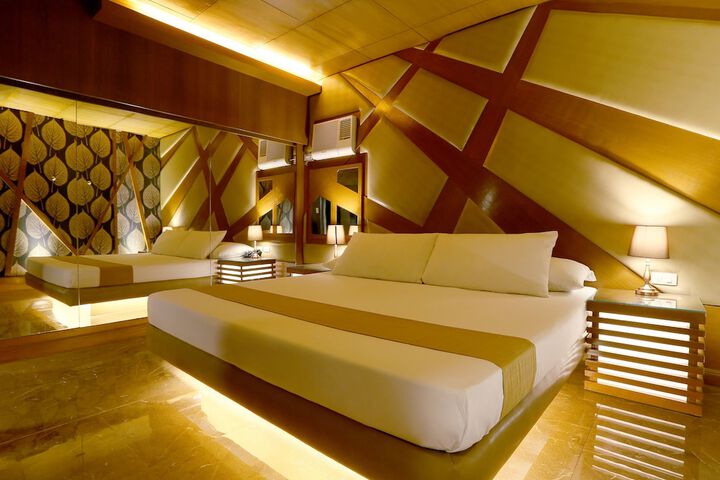Room 15 of 56