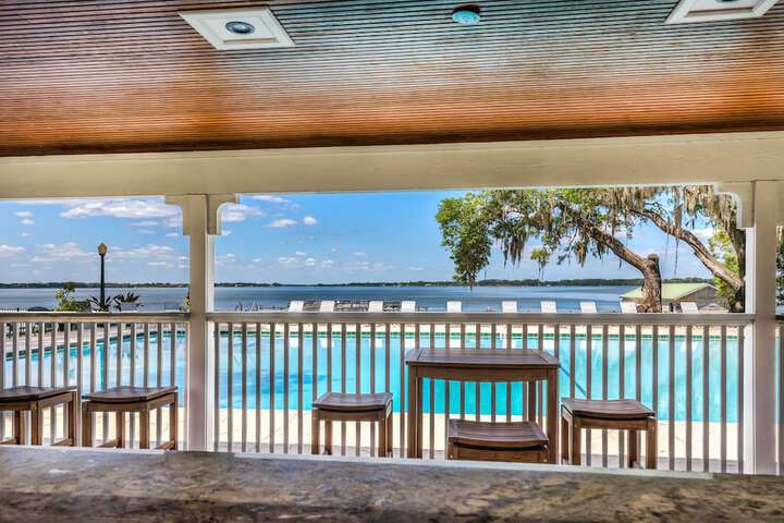 Poolside bar