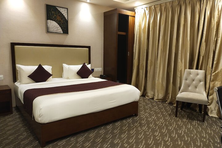 Room 26 of 70