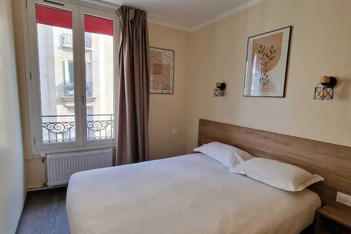 Room 15 of 26