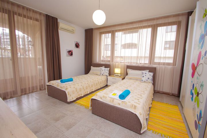 Room 16 of 61