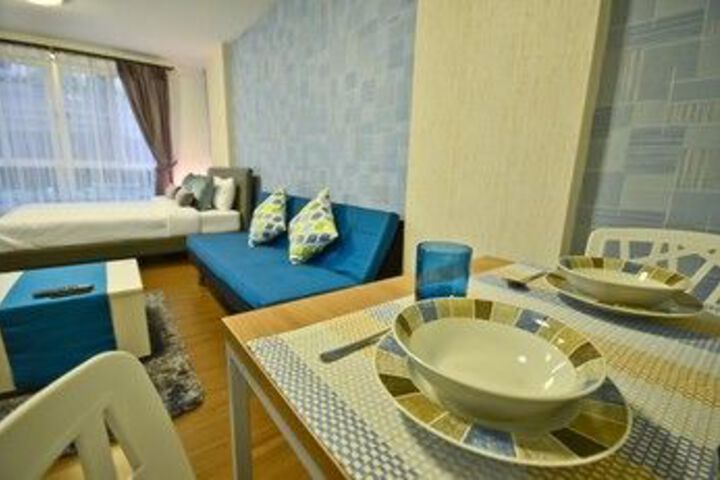 Room 10 of 21