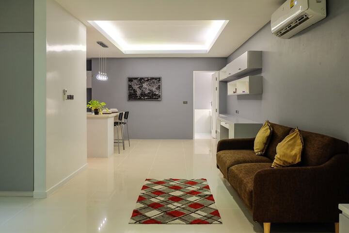Room 47 of 81
