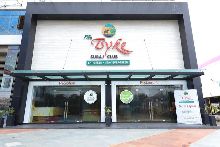 Hotel 33 of 33