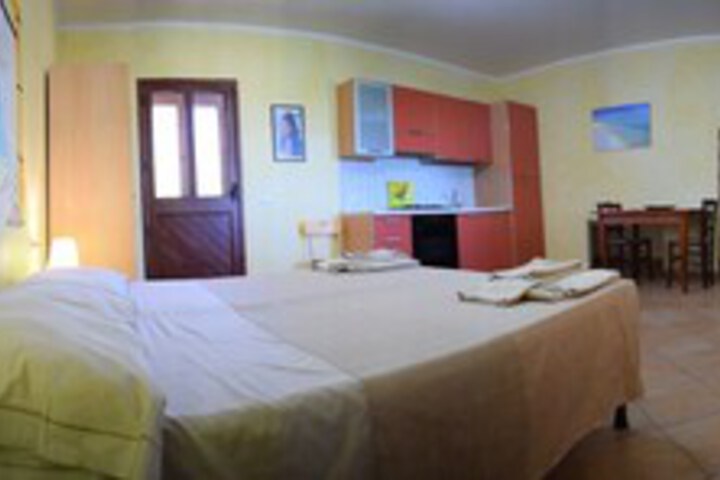 Room 60 of 76