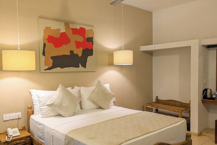 Room 3 of 18