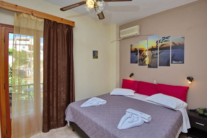 Room 20 of 48