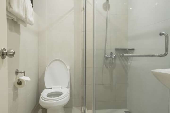 Room 14 of 21