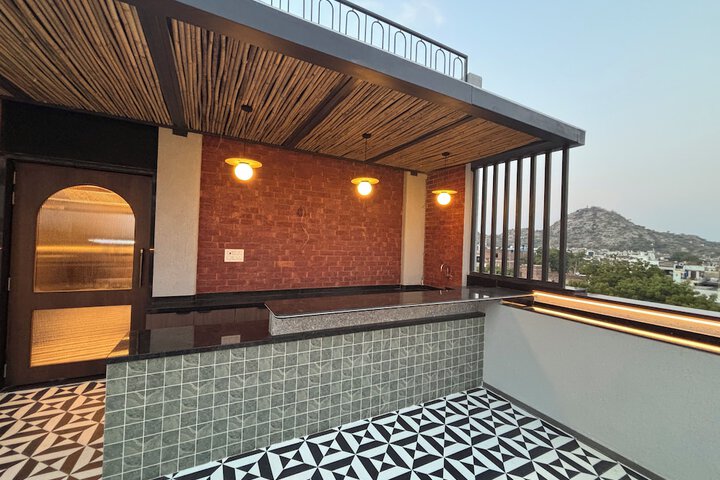 Terrace/Patio 31 of 32