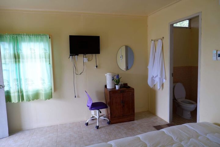 Room 14 of 30
