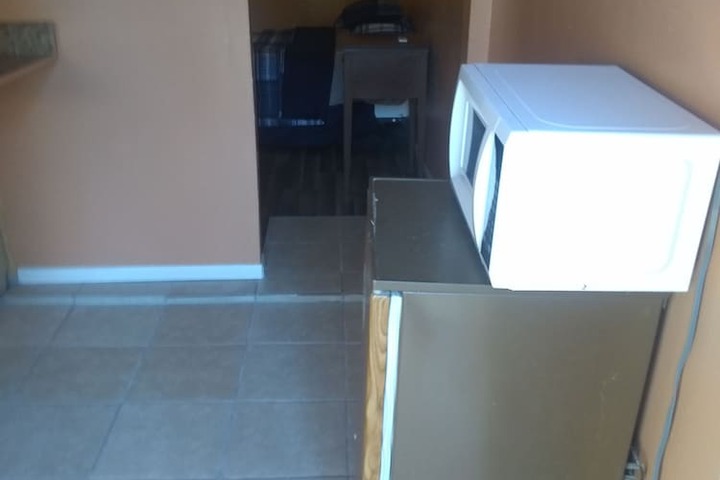 Mini-refrigerator