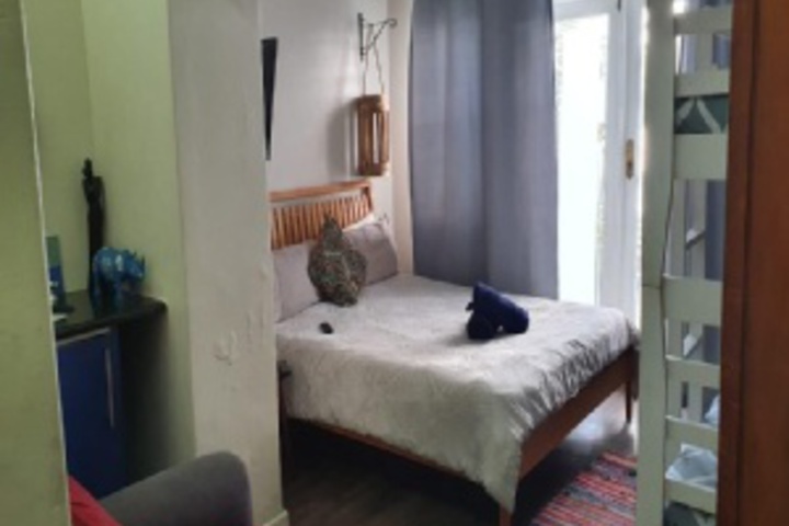 Room 273 of 324