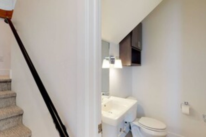 Room 5 of 71