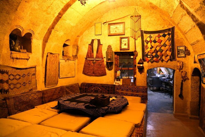 Room 20 of 64