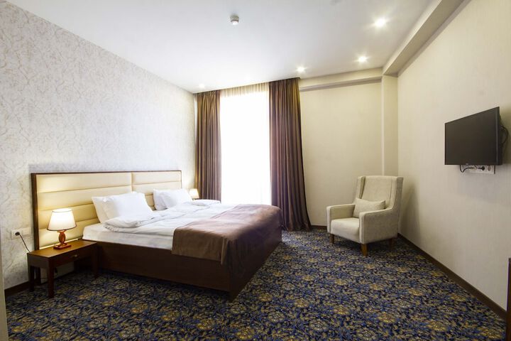 Room 43 of 72