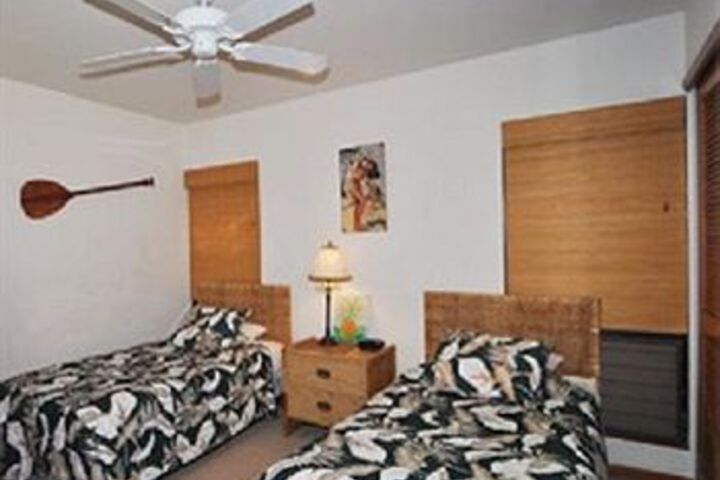 Room 34 of 61