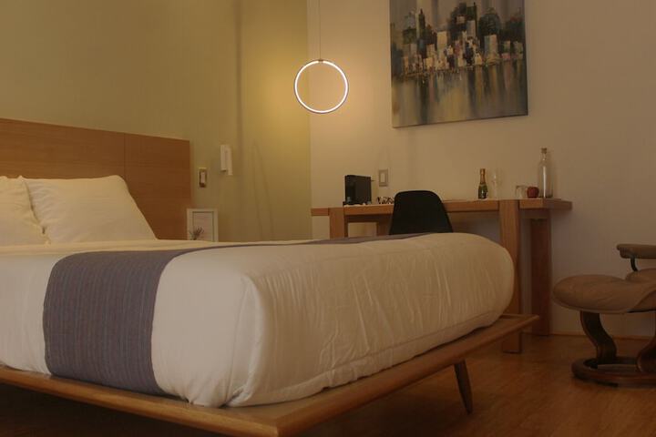 Room 25 of 80