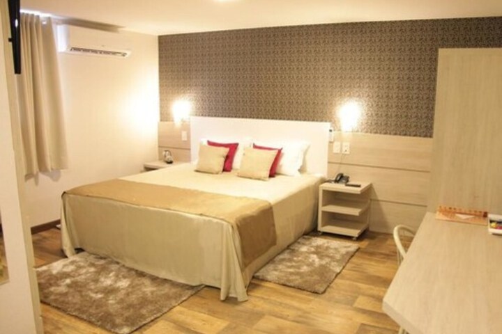 Room 14 of 50