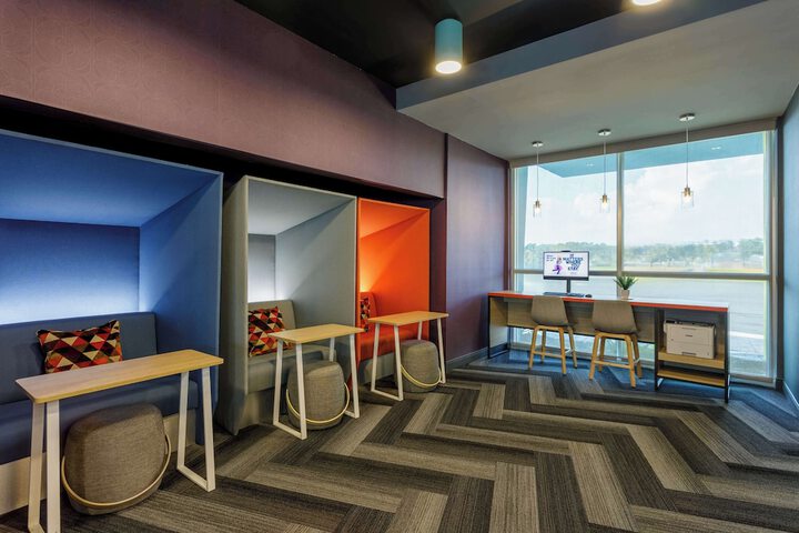 Hotel Interior 7 of 41