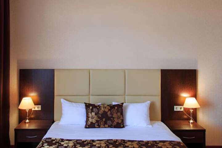 Room 27 of 67