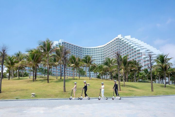Hotel Exterior 39 of 46