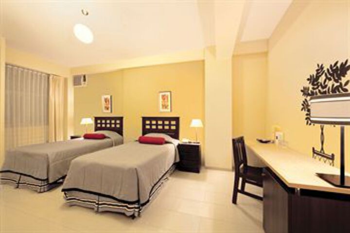 Room 7 of 26