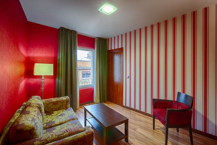 Room 12 of 13