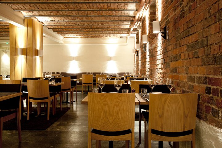 Dining 57 of 66