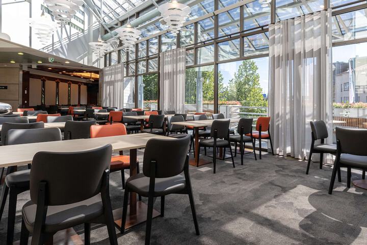 Hotel Lobby