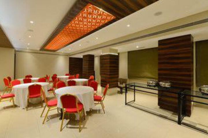 Ballroom/Hall 2 of 61
