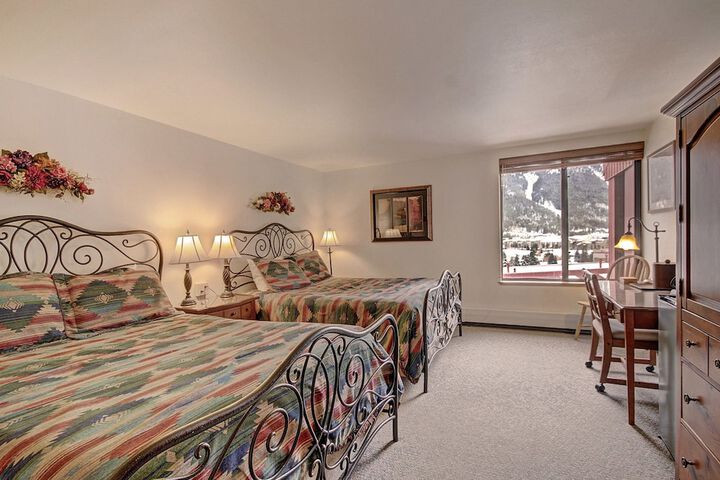 Room 2 of 13