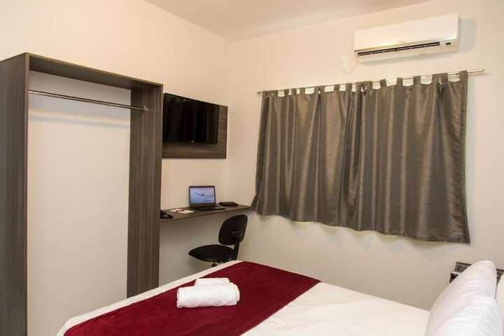 Room 5 of 27