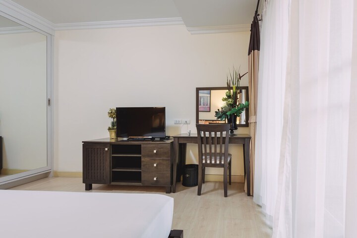 Room 15 of 41