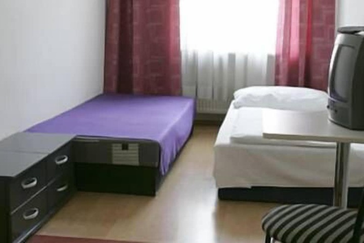 Room 7 of 31
