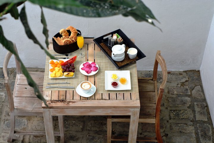 Dining Photos