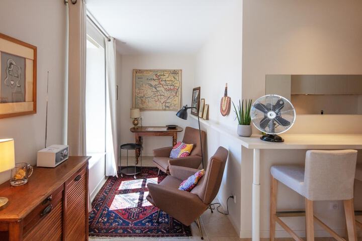 Room 16 of 34