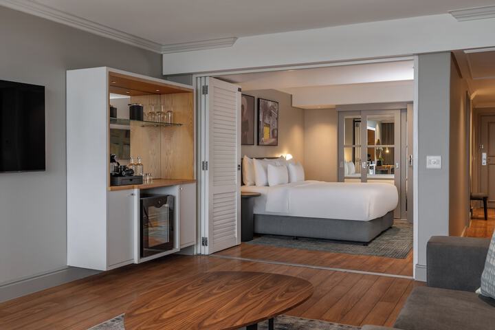 Room 38 of 229