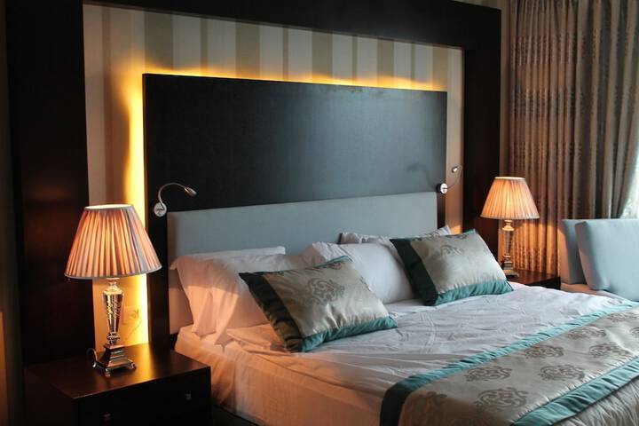 Room 3 of 30