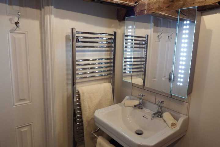 Room 40 of 63