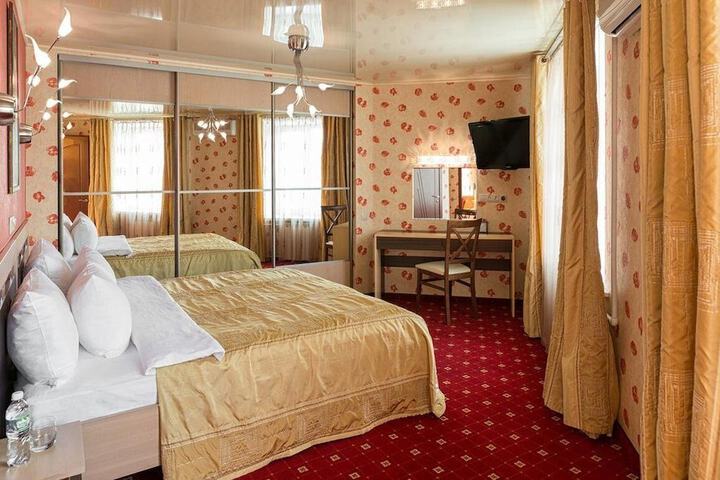 Room 12 of 45