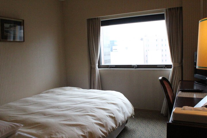 Room 12 of 47