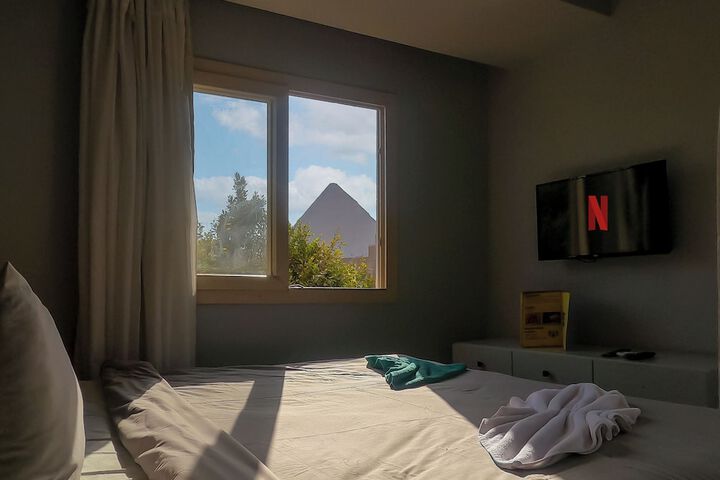 Room 55 of 227