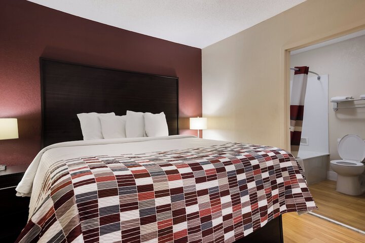 Room 14 of 41
