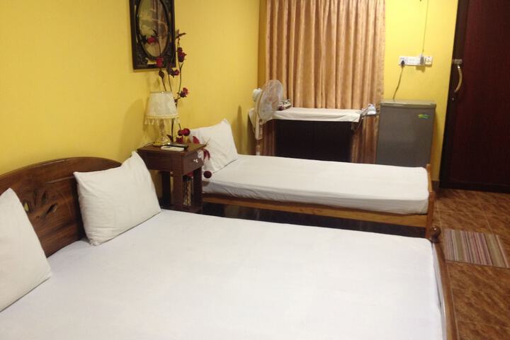 Room 4 of 57