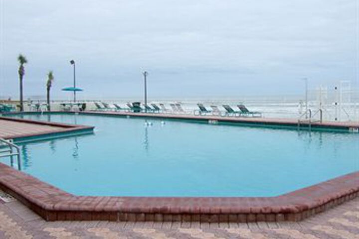 Pool Hotel